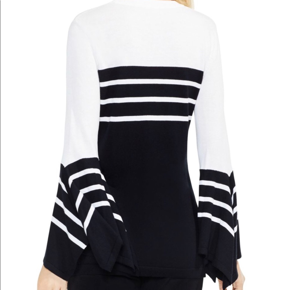 Vince Camuto Stunning Handkerchief Sleeve Top - Picture 2 of 4